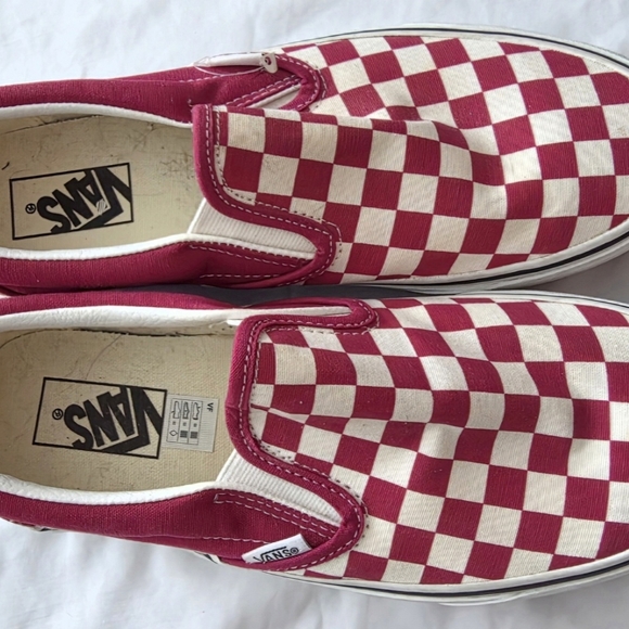 Vans Mens Checkerboard Slip-On Shoes - Red and White - Picture 4 of 6
